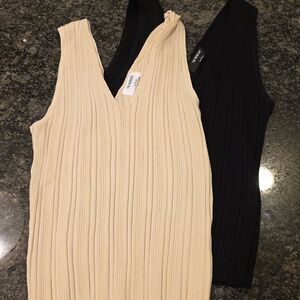 Set Of 2 NWOT The Workshop Size Large Ribbed V-Neck Tank Tops - Black & Cream